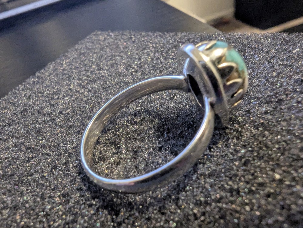 Spiny Oyster Sterling Silver Ring Size 8