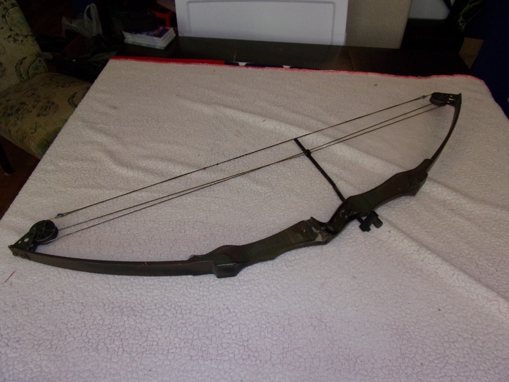 Vintage PSE Sizzler Compound Bow