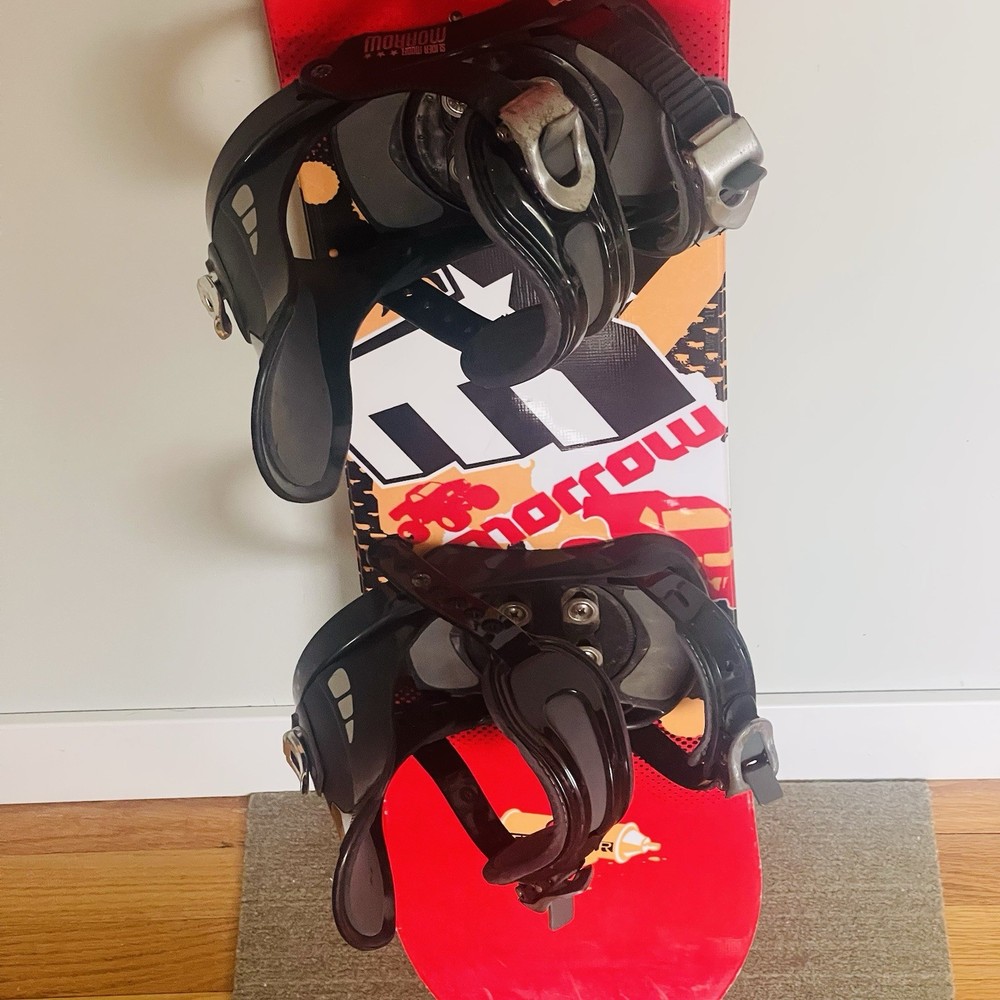 Morrow Trooper Snowboard Boys 45” Red Black Slider Bindings Soft Flex Hyper Core
