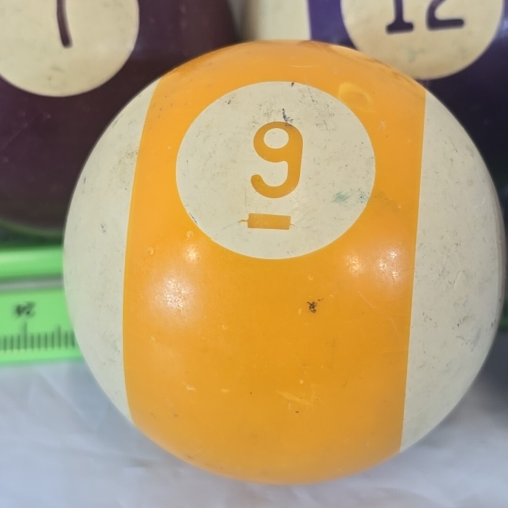 8 Vintage Replacement Pool Billard Balls 2 1/4" Diameter Vertical Stripes