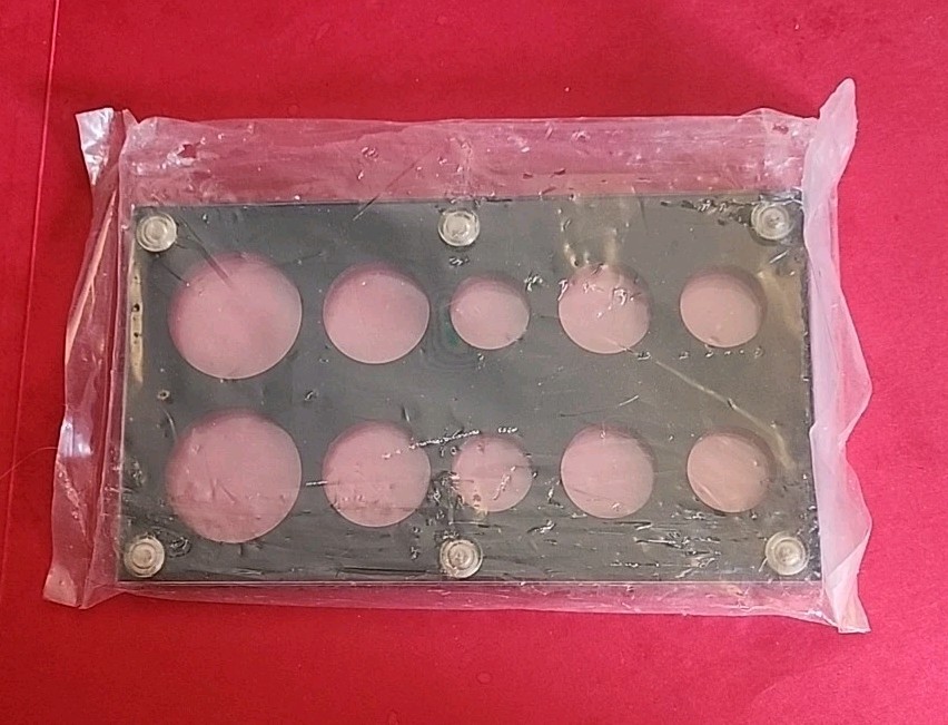Capitol Holder - No Date - New In Plastic