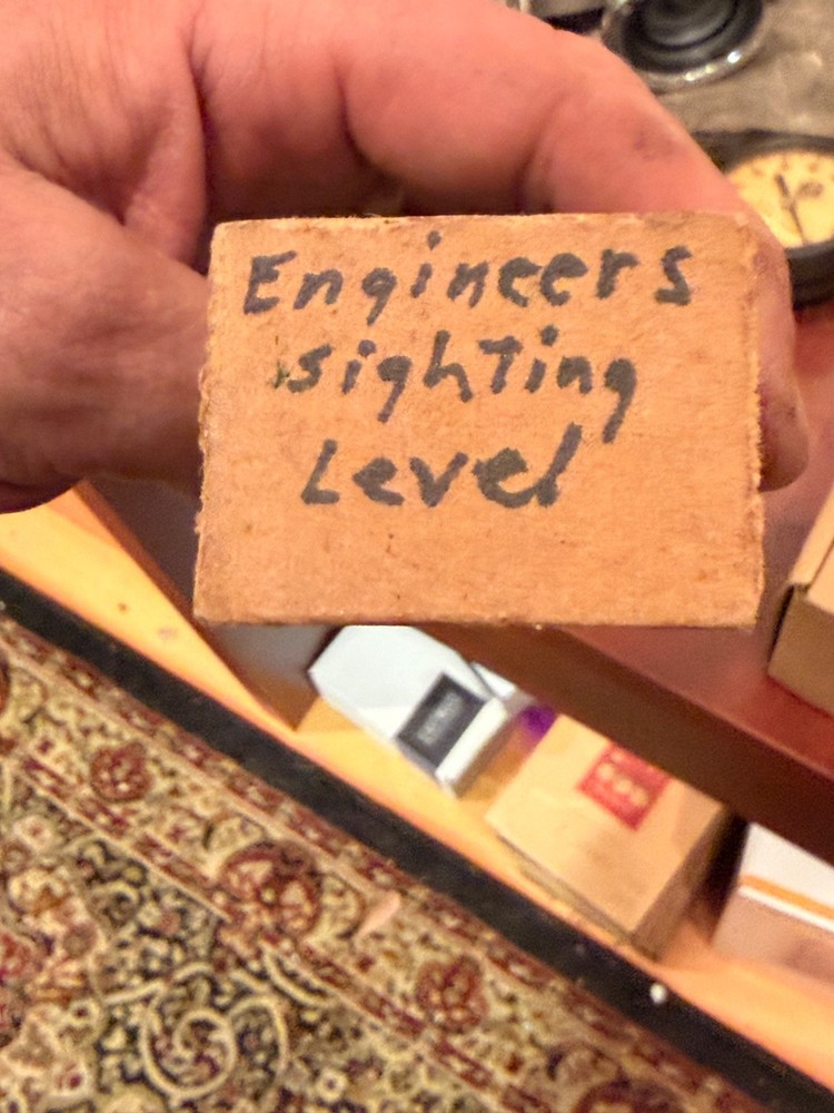 S&A Locator's level/engineers sighting level