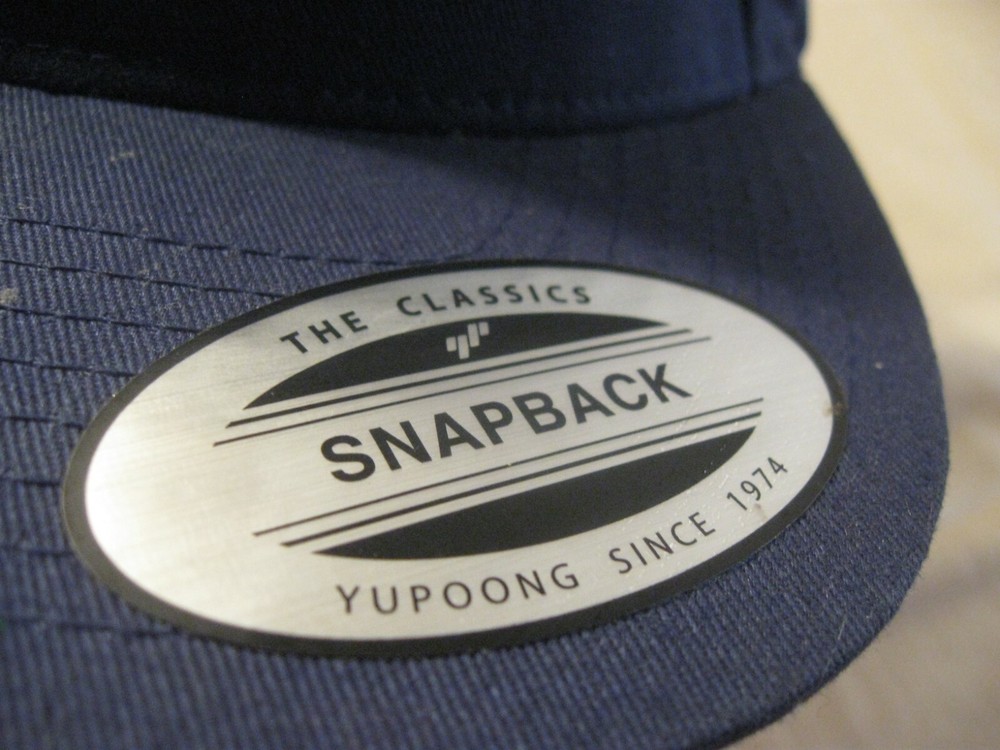 ABSOLUT. VODKA SNAPBACK CAP - NEW