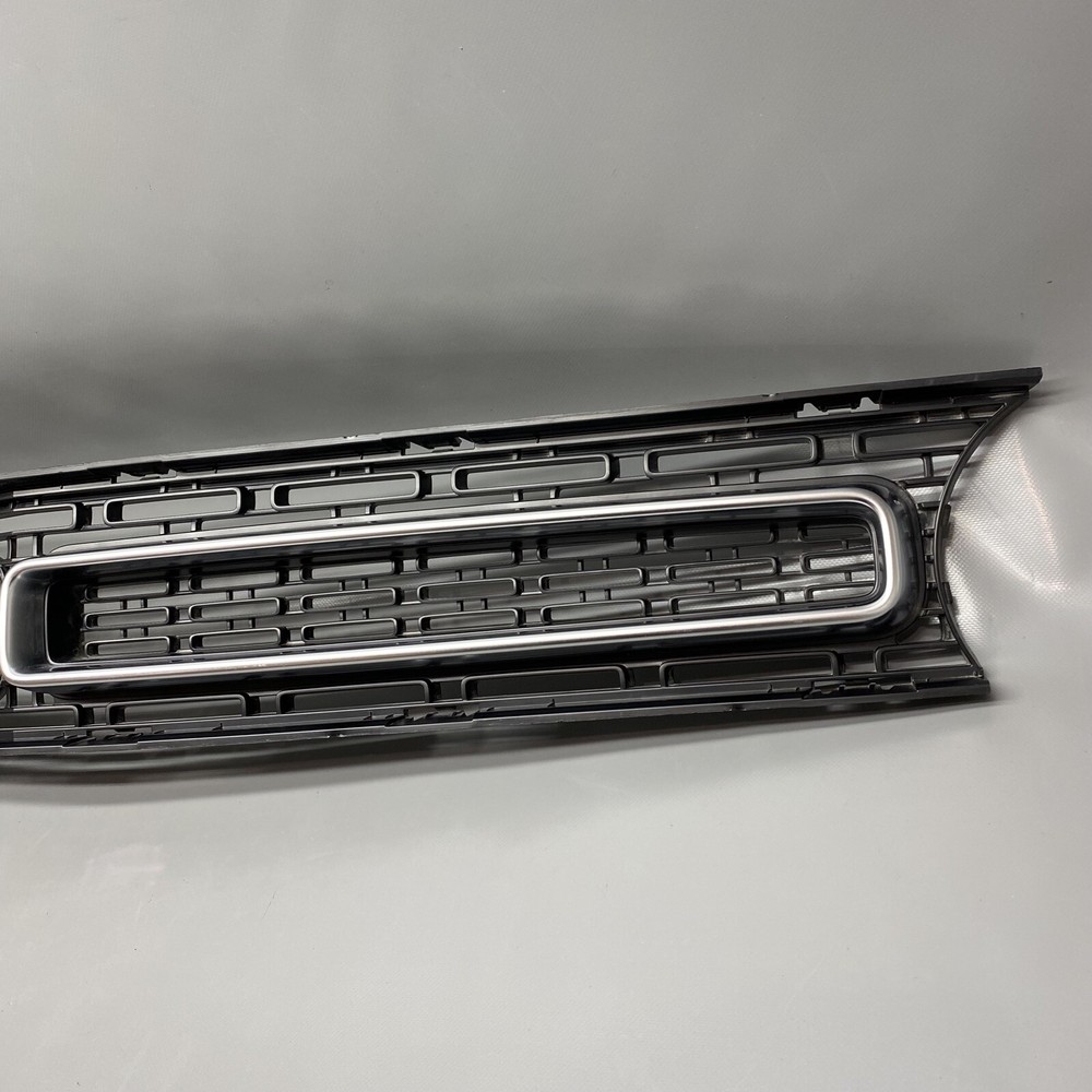 DODGE CHALLENGER FRONT GRILLE 2015 2016 2017 2018 2019 OEM 9403971