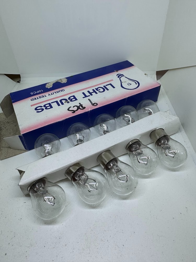 MINIATURE LIGHT BULB 307 (LOT OF 2)