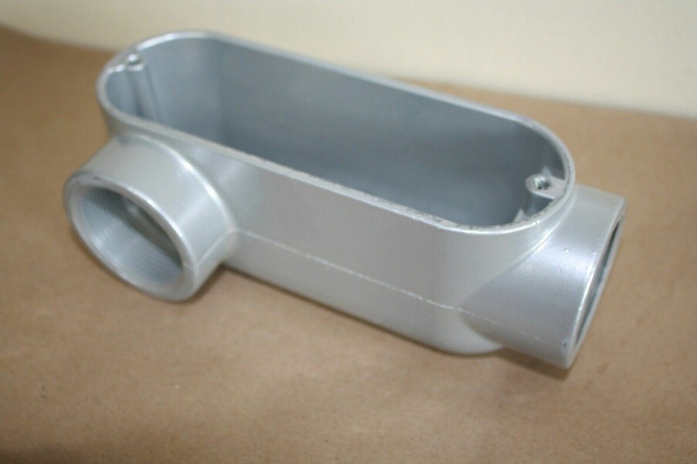CROUSE HINDS LR55 CONDUIT OUTLET BOX