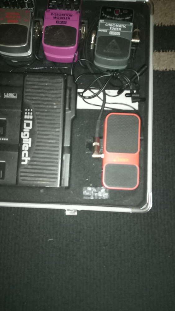 Digitech RP10/ Behringer Pedal Effects+ extras