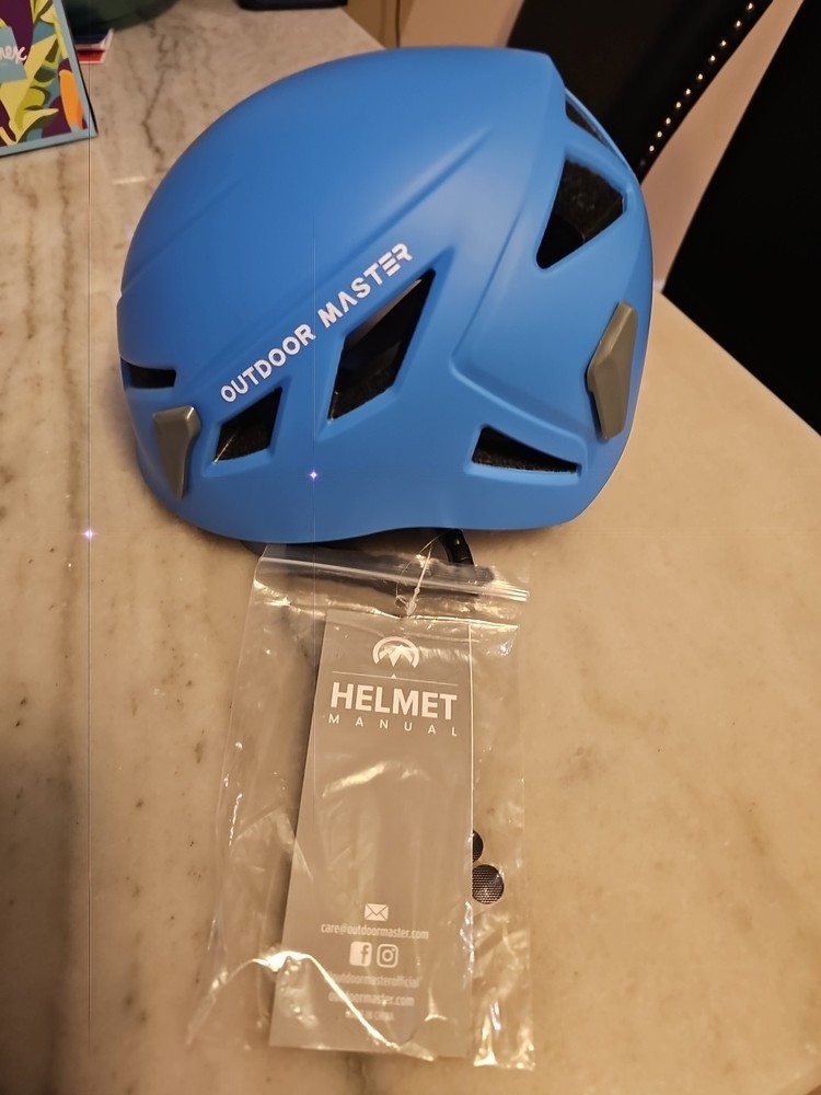 outdoor master helmet