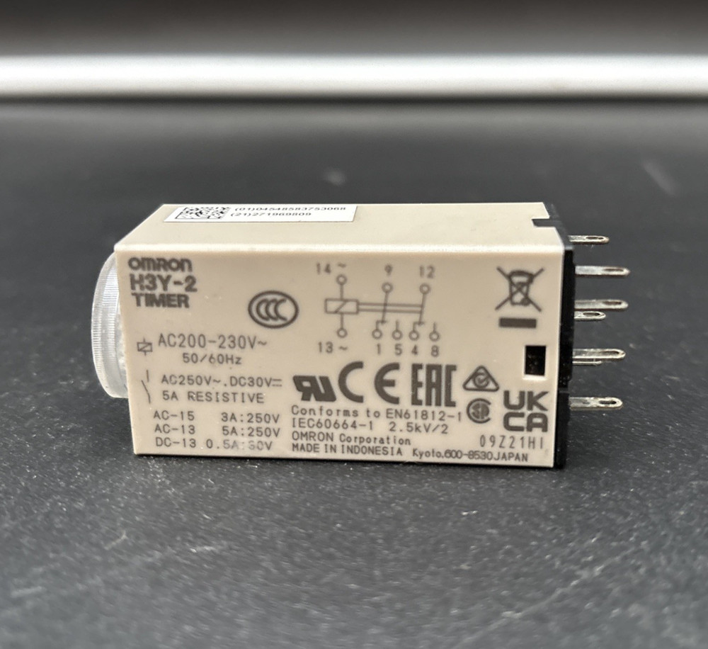 Omron H3Y-2 Timer