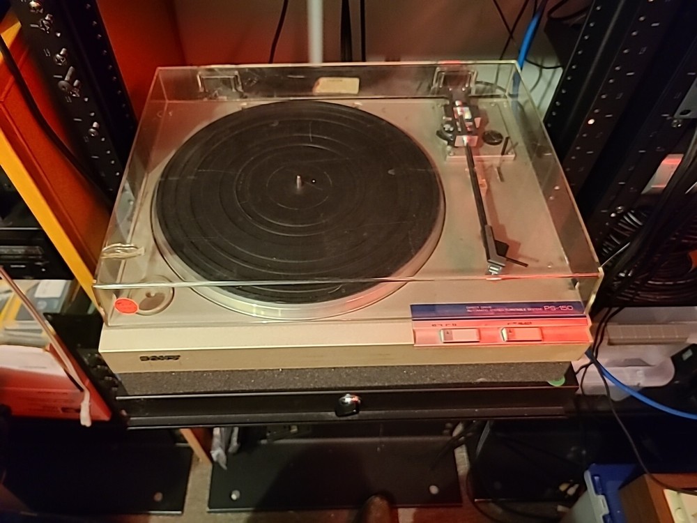 Sony Turntable PS-150