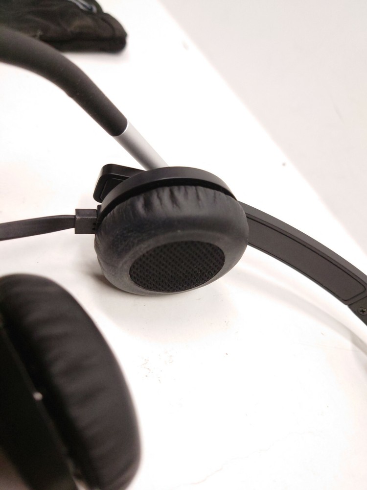 Logitech A-00057 USB Headset with Microphone Storage Bag - Tested and Working