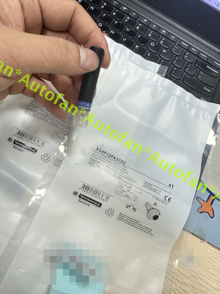 ONE NEW XS4P12PA370D sensor