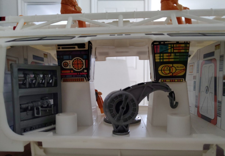 SPACE 1999 EAGLE ONE 1 MATTEL* MISSING BULKHEADS REPLACEMENT INSERTS 2 HEADS*