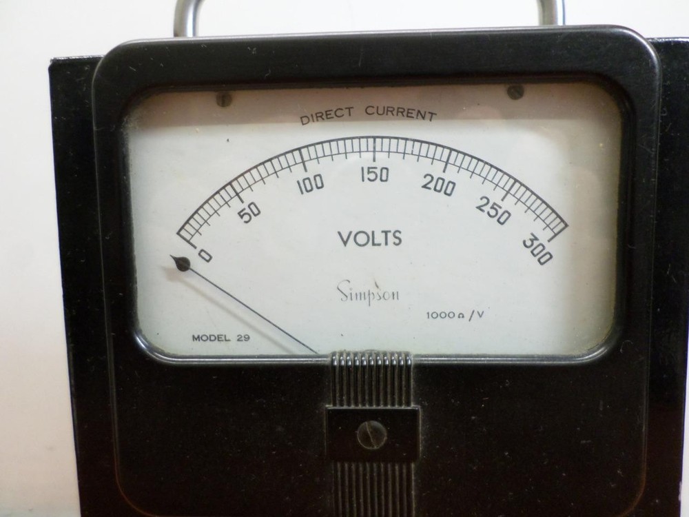 Vintage Simpson Model 29 Direct Current Volt Meter