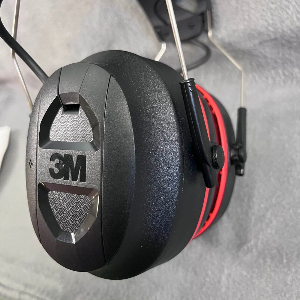 3M Pro-Protect Wireless Electronic Hearing Protector w/ Bluetooth Technology