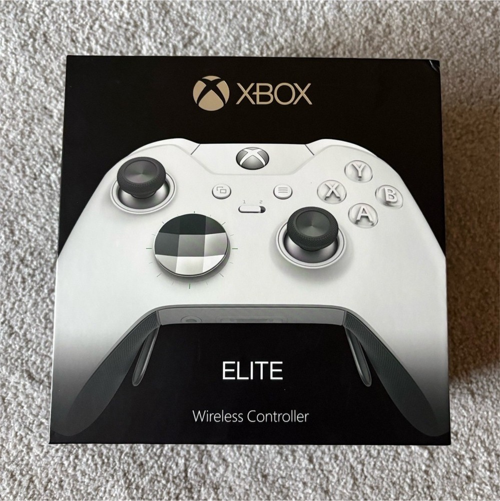 Microsoft Xbox Elite Special Edition Wireless Controller White w/ Carrying Case