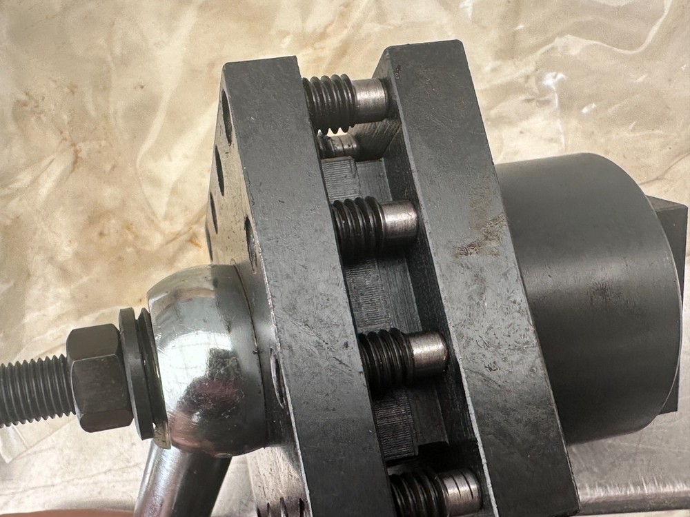 Interstate 904225 Square Indexing Turret Tool Post 2 1/2"