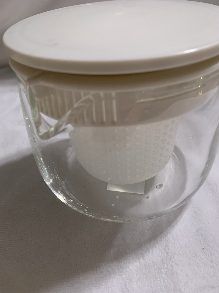 MUJI Heat-Resistant Glass Pitcher Loose Tea Strainer Server Small