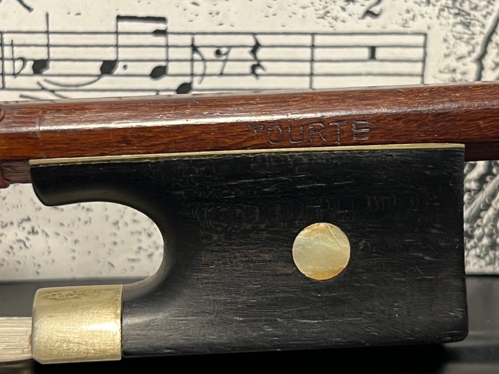 A beautiful violin bow 4/4 stamped Tourte