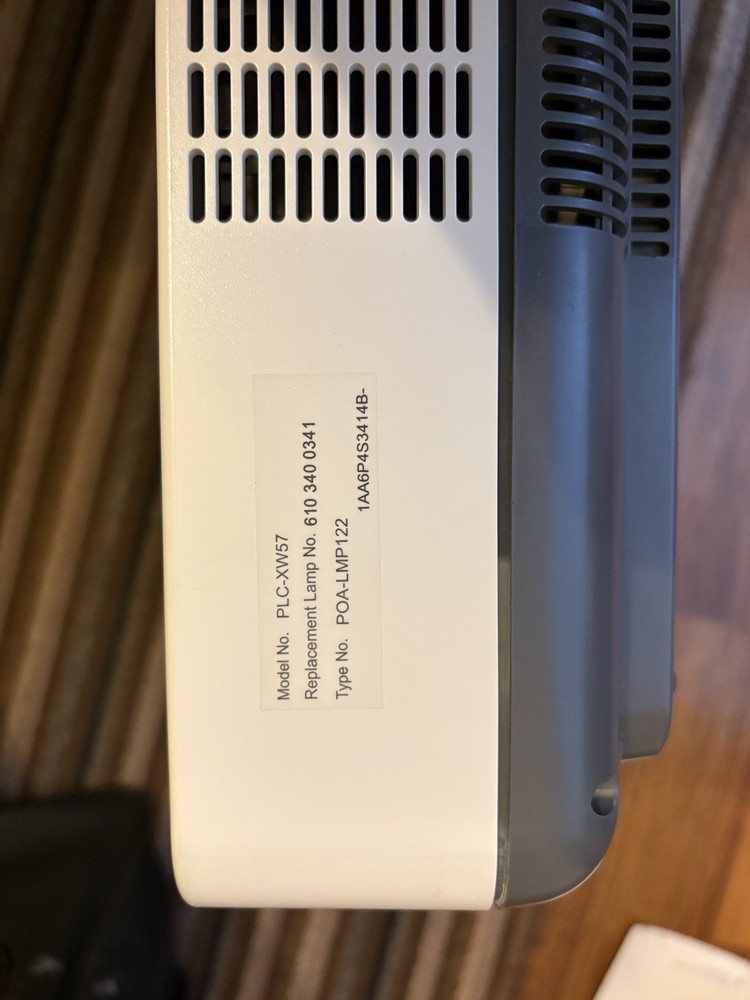 Sanyo Pro Xtrax Multiverse Projector PLC-XW57