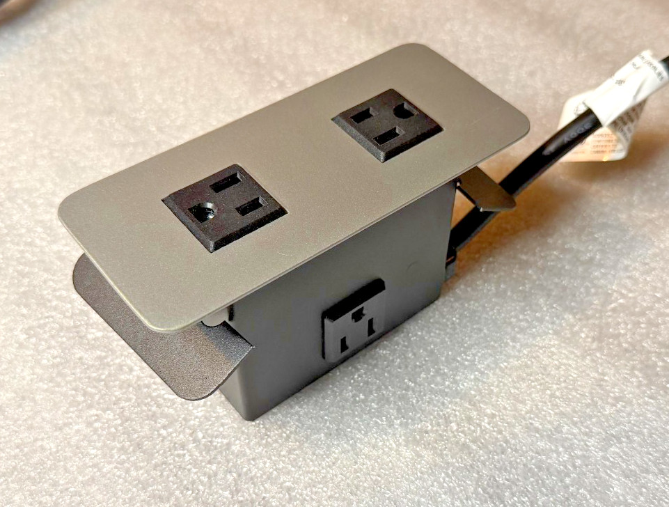 Dekko Cove silver 2 surface power + 1 under surface power module