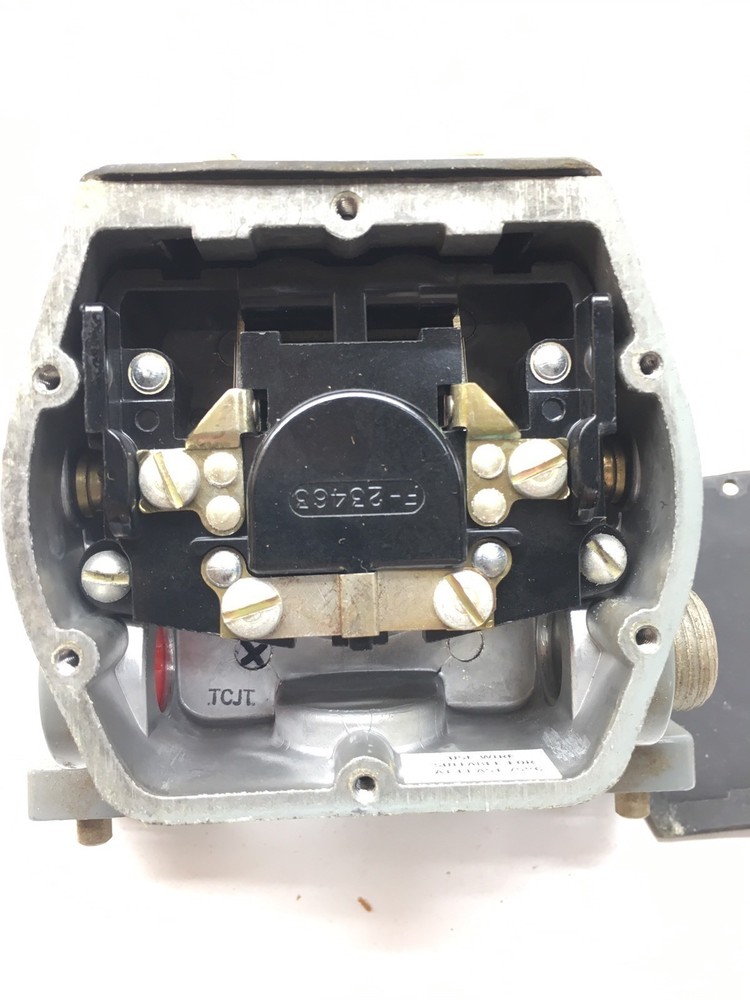 New in Original box Allen Bradley 808-E1 Zero Speed Switch