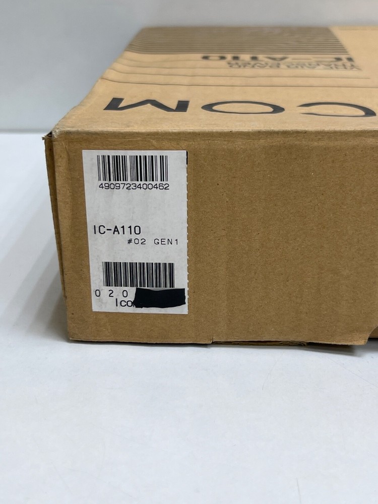 ICOM VHF AIR BAND TRANSCEIVER IC-A110