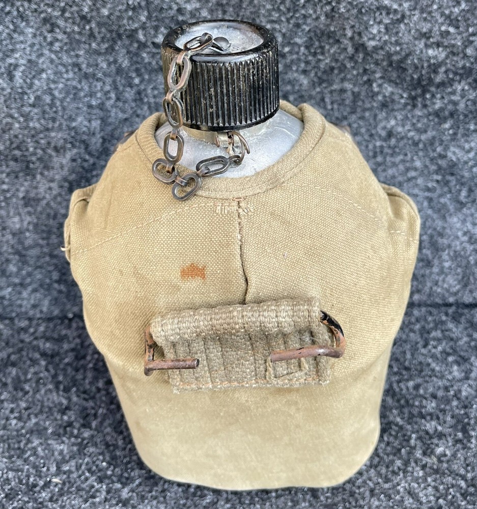 WW2 American stile canteen made in Japan