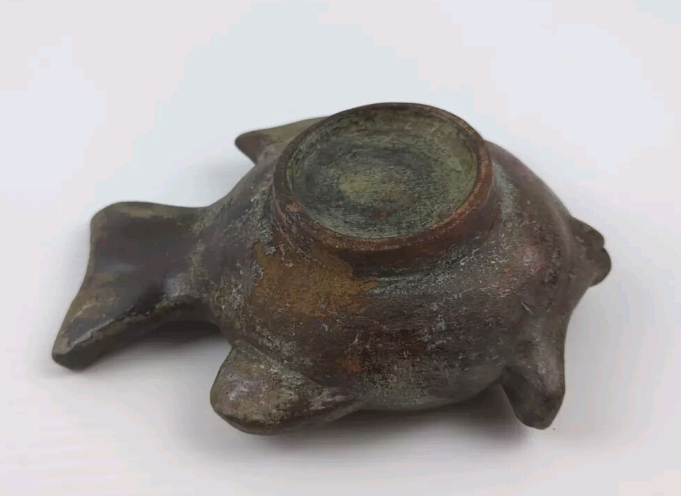 Fish Ashtray Pottery - Cast Iron Look
