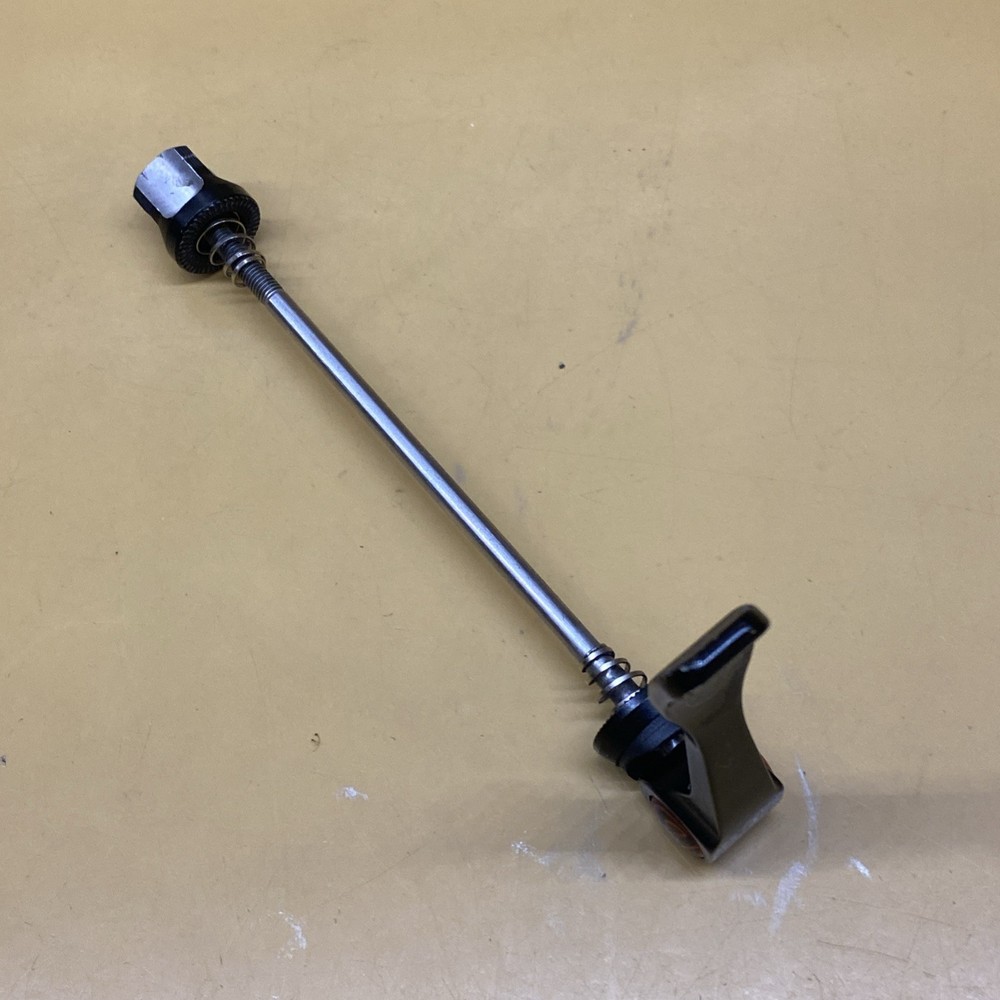 Black Specialized Front 100mm Steel Spindle Quick Release Skewer