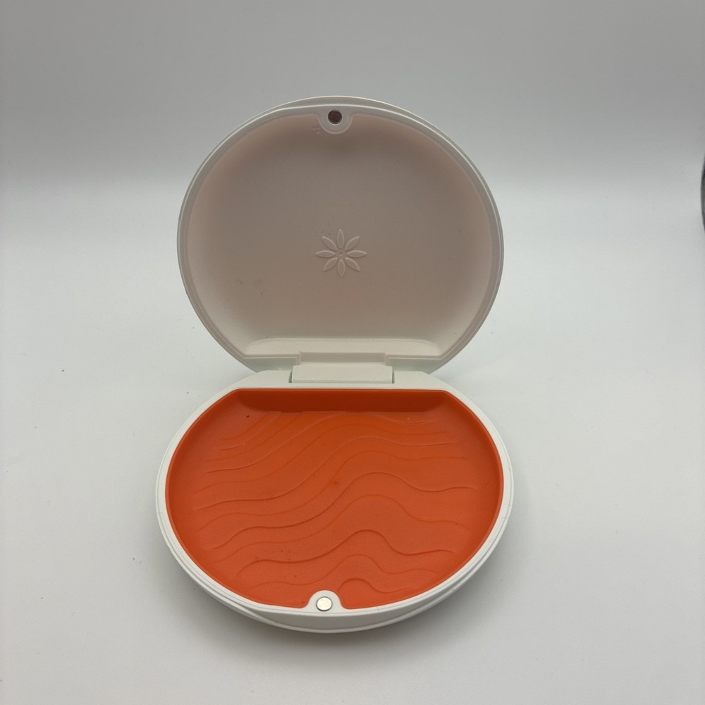 Invisalign White-Orange Storage Case