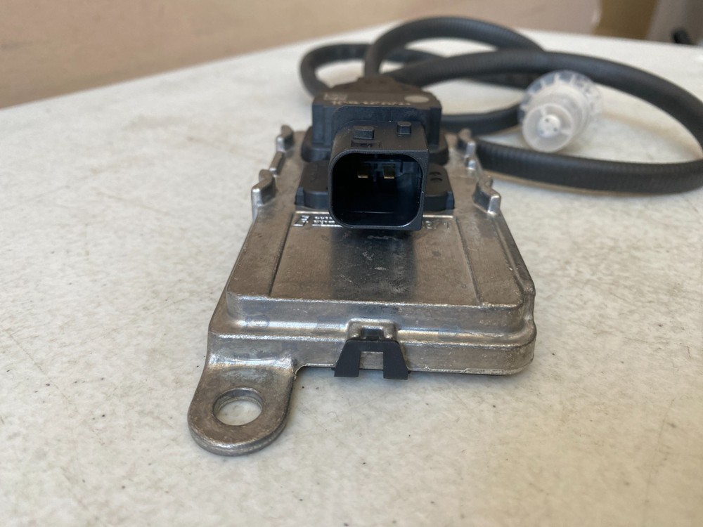 109400N1 INTERNATIONAL DOWNSTREAM NOx SENSOR