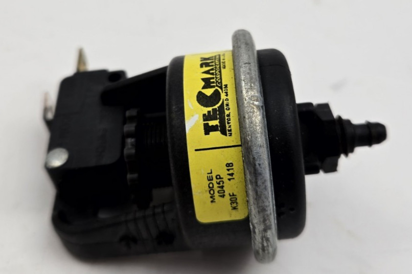 Tecmark Pool Products Water Pressure Switch 4045P K30F