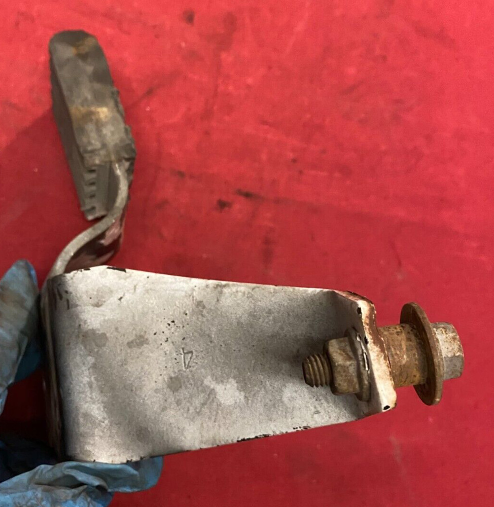 MACK CXU613 HOOD REST SUPPORT BRACKET LH