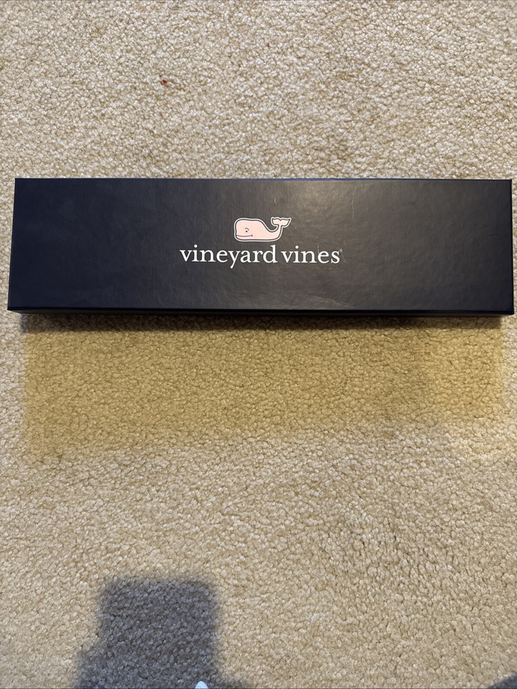 Vineyard Vines Tie Box