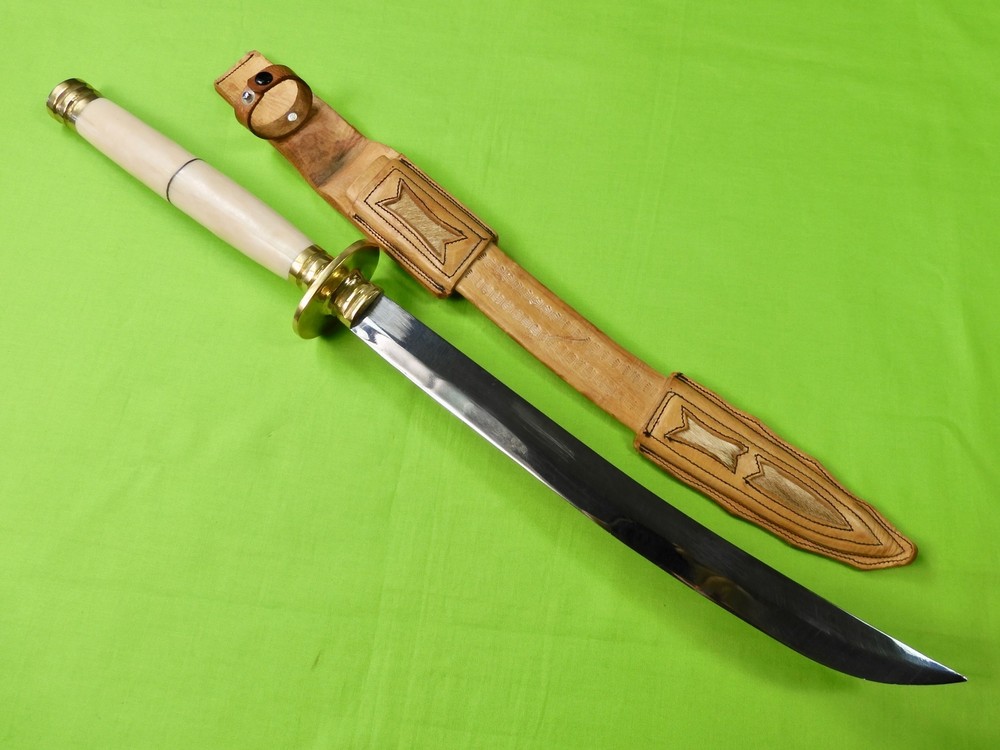 Vintage Custom Made Handmade Oversized Fighting Knife w/ Sheath