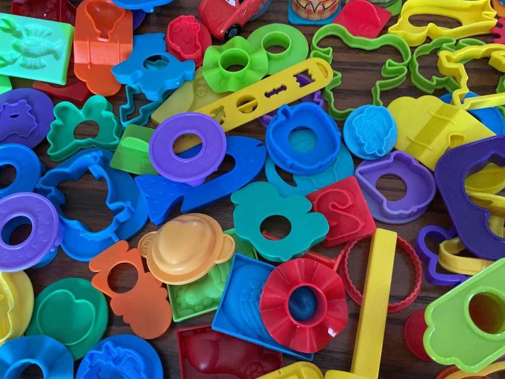 🔥165 PCS-Play-Doh Accessories Tools Cutters Molds Rollers Huge Lot NICE!!!