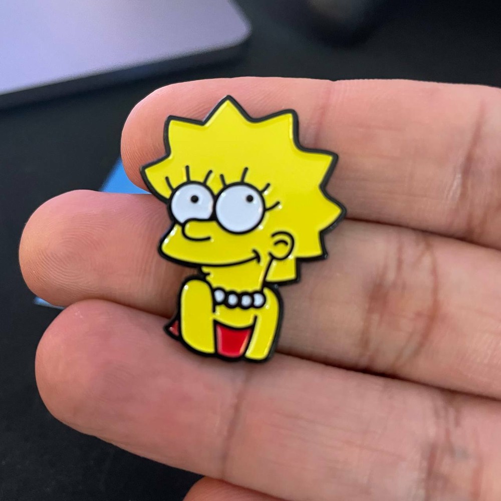Lisa Simpson - The Simpsons Enamel Pin (New)