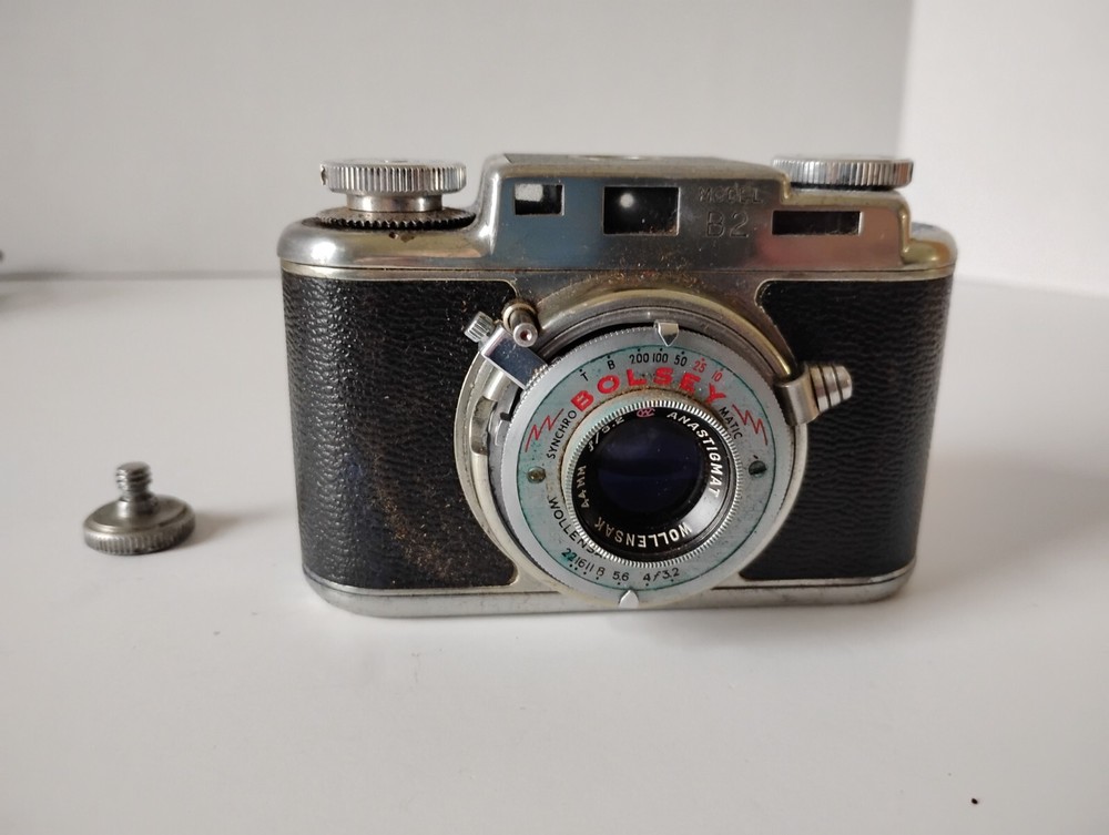 Vintage Bolsey Model B2 35mm Rangefinder Camera Case Synchromatic Untested