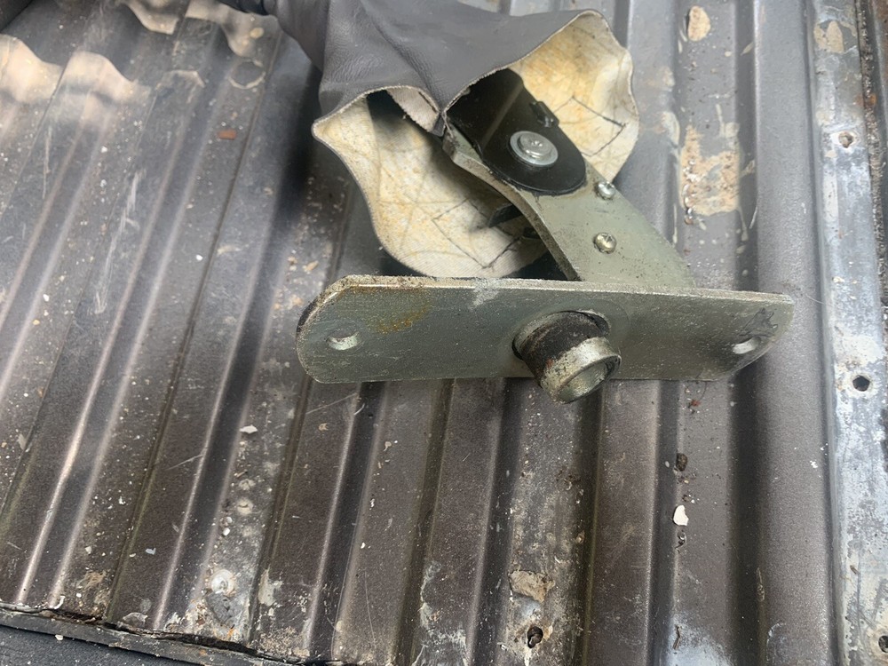 RANGE ROVER CLASSIC HARD DASH HAND BRAKE LEVER 1988- 1994