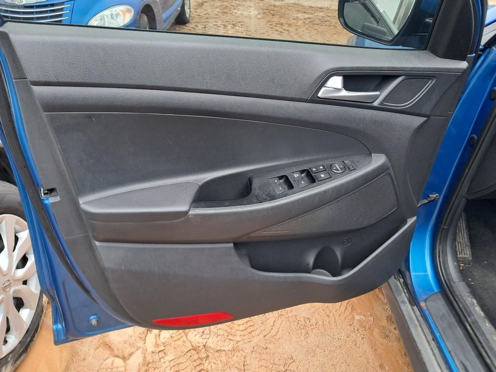 TUCSON 2019 Glove Box 4740376