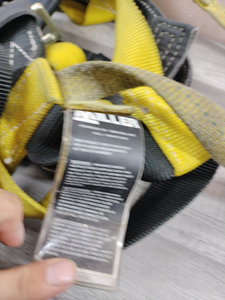 Miller 8714 XL Body Harness W/Soft Stop
