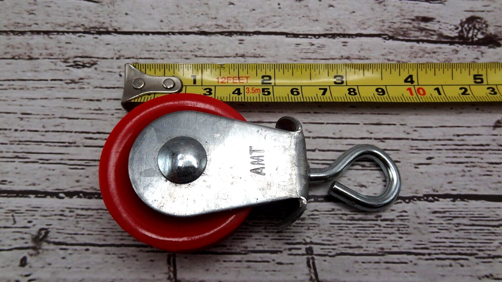 AMT Nylon Pulley With Swivel 1-3/4