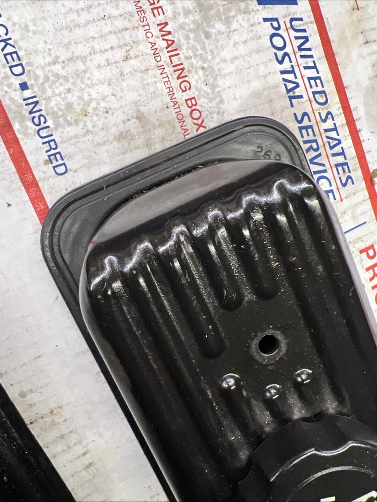 OEM Mercruiser 5.7 vortec valve covers