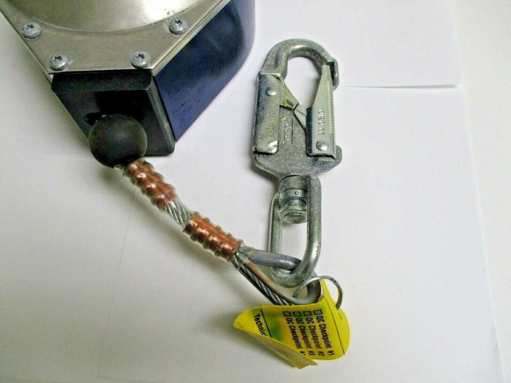 WEB DEVICES FALL ARREST SYSTEMS, 30' CABLE RETRACTABLE WITH CARIBINEER