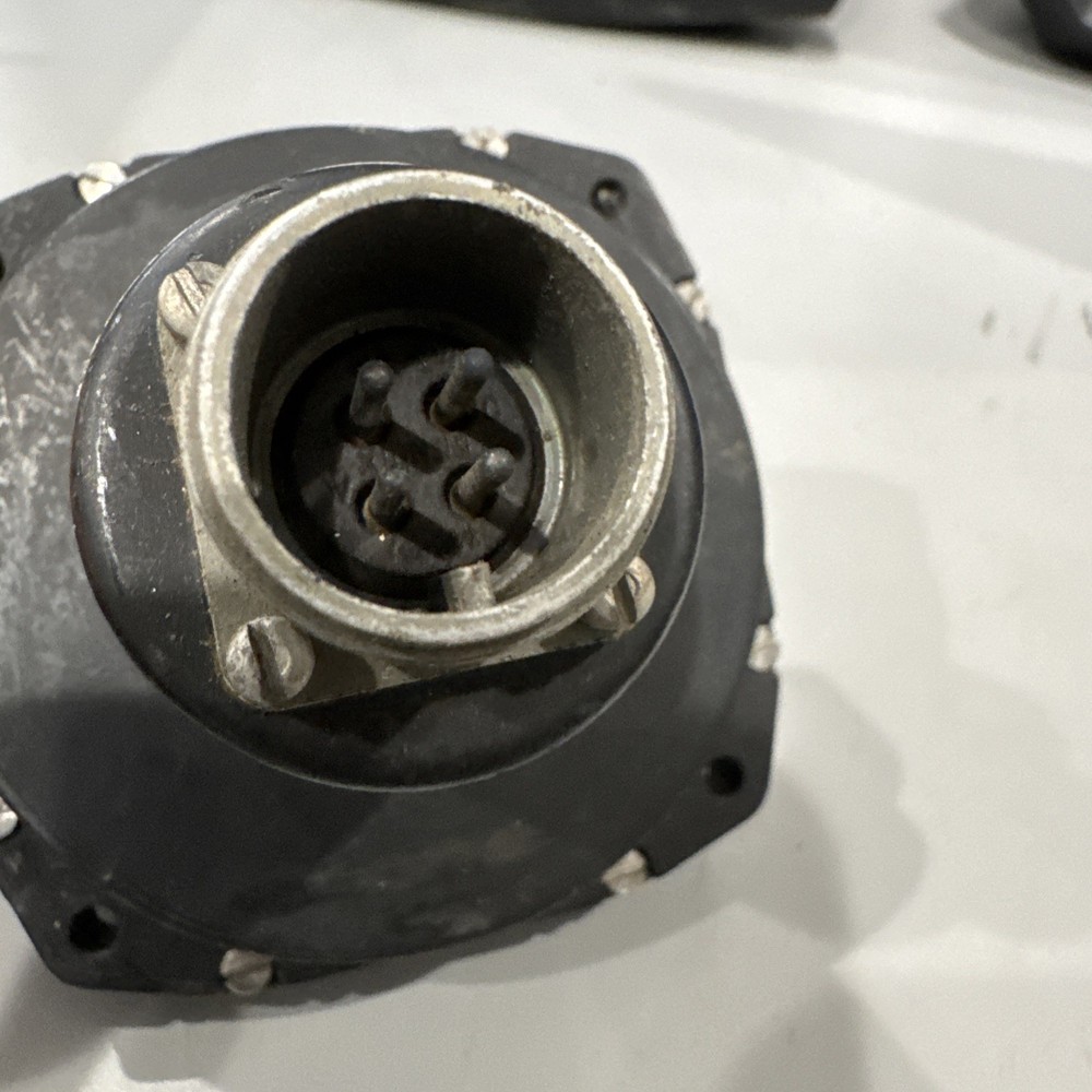 Bendix Corp gauge Single Magnesium Indicator 20003-53-H19-A2