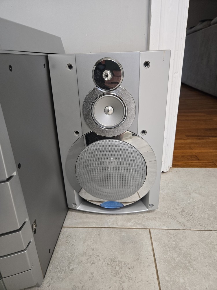 GPX Model SS7694 5 Compact Disc Stereo Home Music System - read description