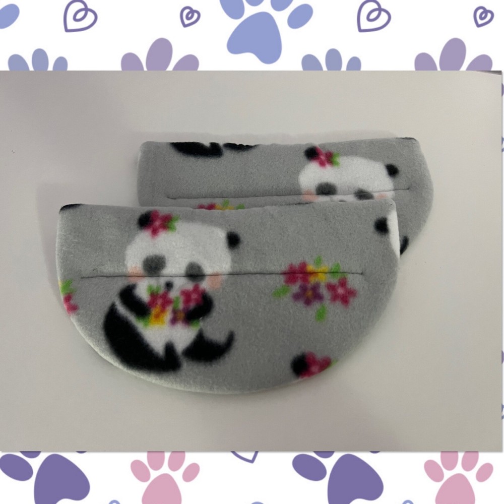 Set of 2 Guinea Pig Water Bottle Drip Pads