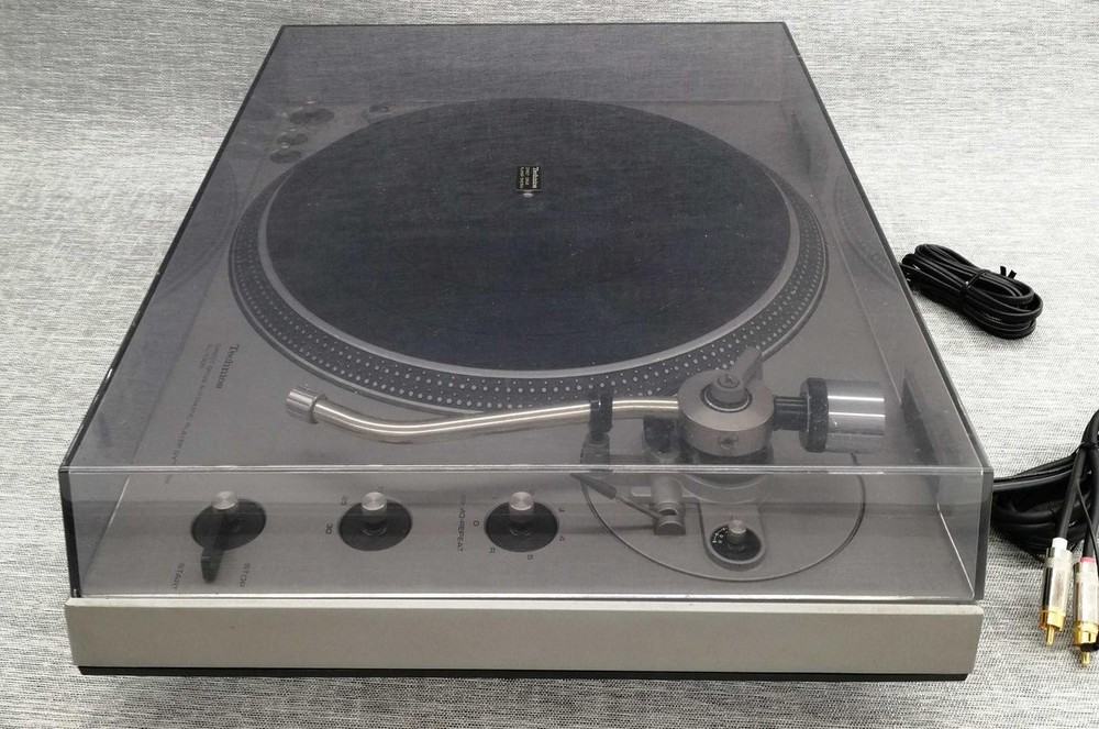 TECHNICS SL‑1300 Direct Drive Turntable Vintage Classic Fully Auto