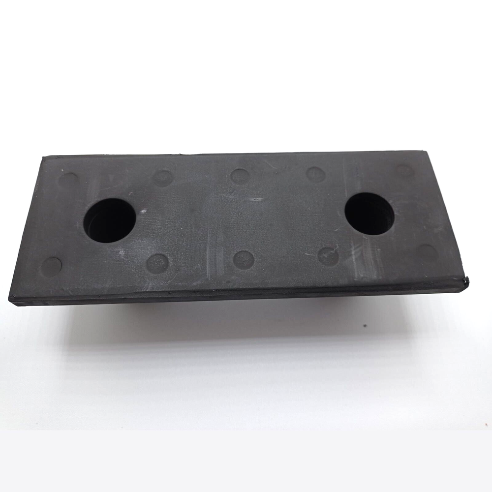 BCD289451 Lower Engine Mount for Freightliner Columbia & Century Class Replac.